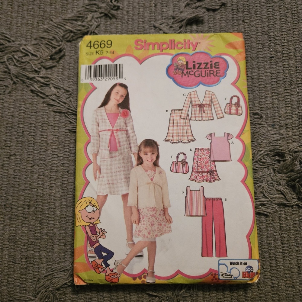 Simplicity sewing pattern 4669 Lizzie McGuire GIRLS 7-14 top/skirt/pants‎ Uncut